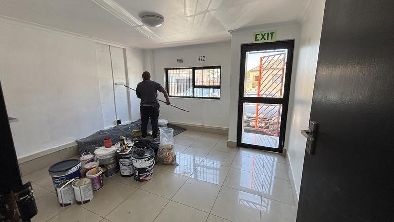 To Let commercial Property for Rent in Maitland Western Cape